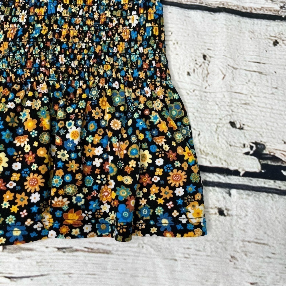 BCBGeneration Smocked Floral Print Top Size L - Picture 6 of 9